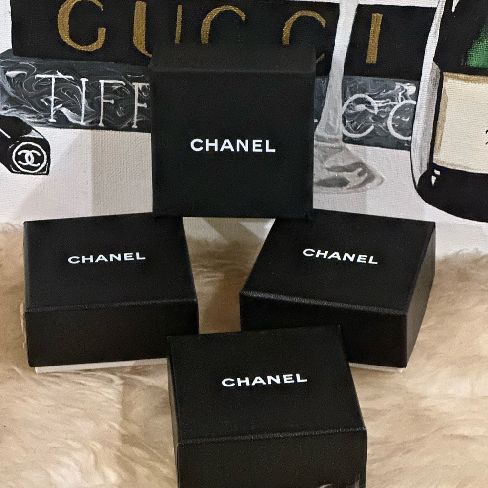 CHANEL BOX FOR Earring Ring Brooch Black Size 2.6” X 2.6” ( Listing For 1 Only) - Picture 9 of 9